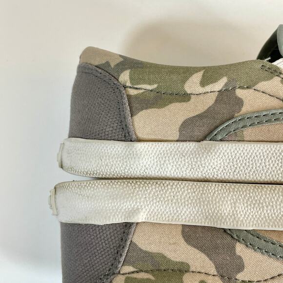 Inkkas Women's Camo Garden Slip On Size 6 - Picture 10 of 11